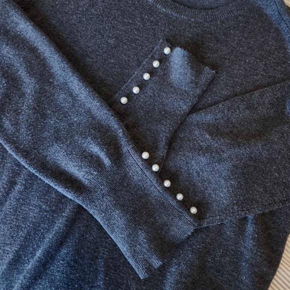 Zara Knit Pearl Sleeve Sweater - Picture 6 of 6